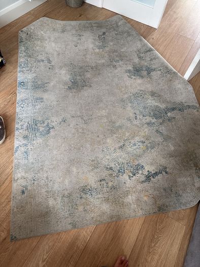 Kukoon large rug