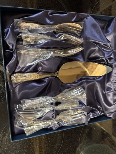 newbridge silverware cutlery set