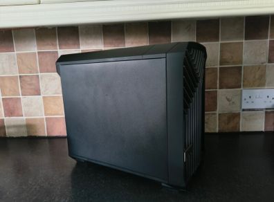 fractal design torrent nano