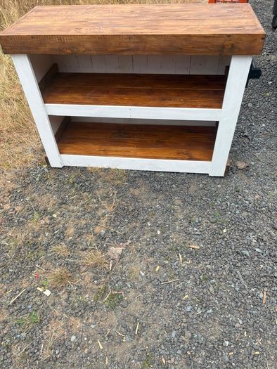Kitchen island