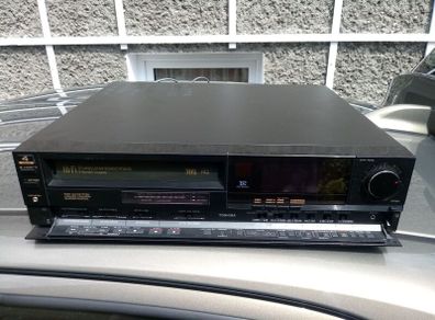 Toshiba V-700G Top Class VCR Player