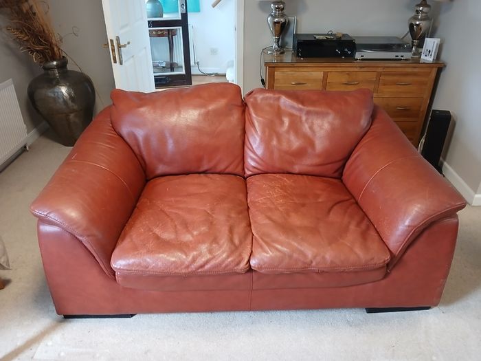 2 Matching leather sofas