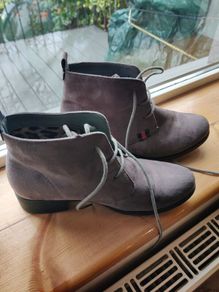 Ladies Suede Boots