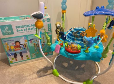 Fisher Price baby bouncer/rocker