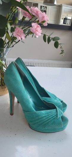ALDO suede aqua peep toe heels Sz 40 (Fit 7UK)