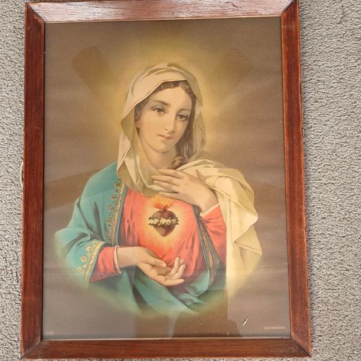 Vintage framed devotional Swiss print of the Immaculate Heart of Mary in a simple wooden frame 1930s 1940s