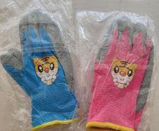 Pair of Kids Gardening / Work Gloves Brand New (Blue & Pink)