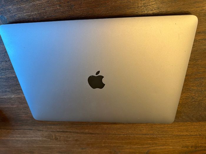 MacBook Pro 13" 2016 Touchbar | i5 | 8GB | 500GB SSD