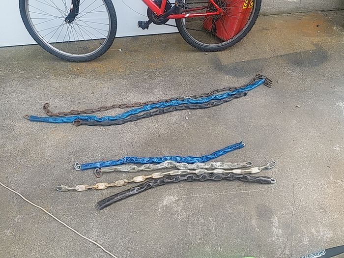 bike chains different sizes 15 each