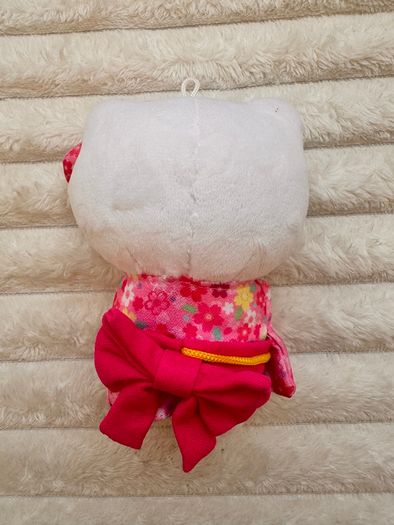 Hello Kitty Sanio Sakura Kimono  pink floral  Mini approx. 14 cm. Used please see photos