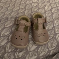 baby shoes size 3F