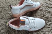 Casual Sneakers
