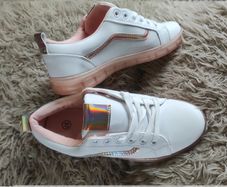 Casual Sneakers