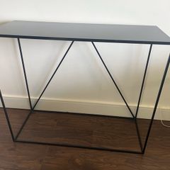 Black console table. W90cm H75cm D35cm