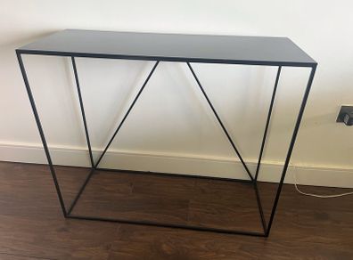 Black console table. W90cm H75cm D35cm