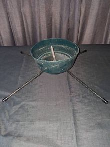 Christmas tree stand