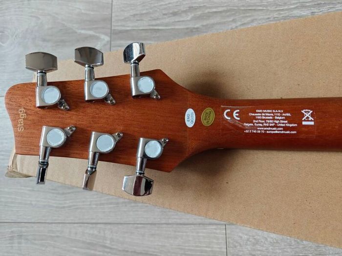 Stagg SA25-ACE-MAHO electro-acoustic grand auditorium guitar