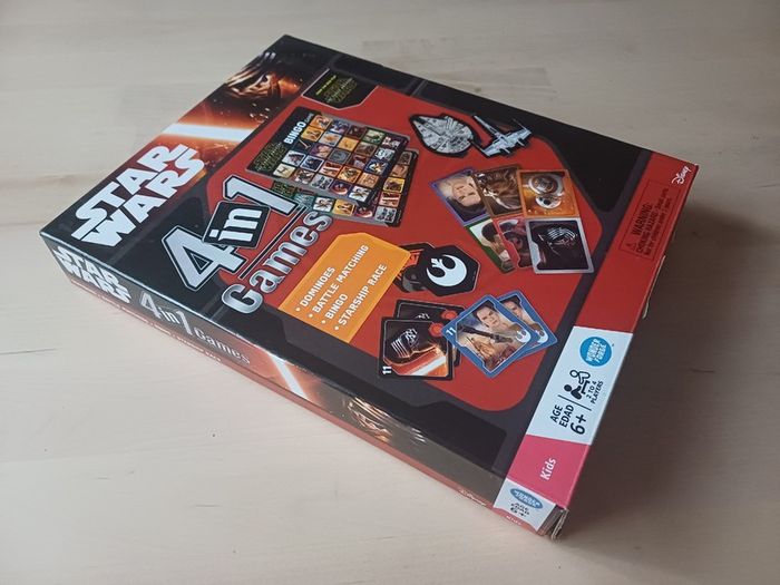 Star Wars 4 in 1 Disney Family Board Game (Dominoes Bingo Matching Racing)