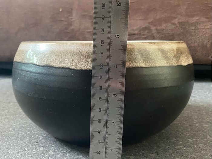 Stephen Pearce Shanagarry Pottery Large Bowl Dish Ceramic
