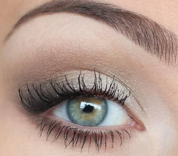 Elizabeth Arden Beautiful Color Eye Shadow Duo Shade : Black Tie 05