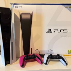 PlayStation 5 disc with box