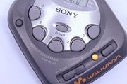 SONY SRF-M35 Walkman Vintage Portable AM/FM Radio
