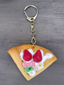 Crepe Key Ring