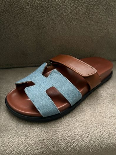 H sandals