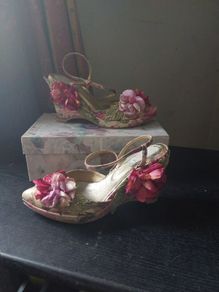 Belen Donate floral wedge shoes (free postage)