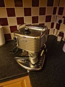 De'Longhi Scultura Traditional Barista Pump