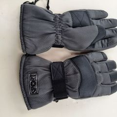 ski gloves