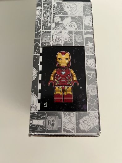 LEGO Marvel Iron Man Armoury 76216