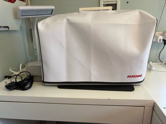 Janome 1600p  Qc sewing machine