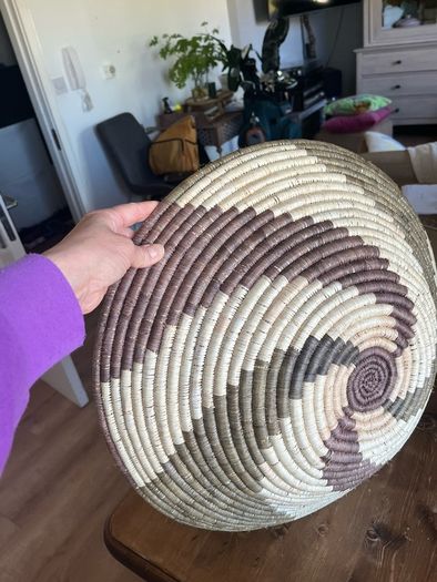Wicker bowl
