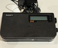 Sony XDR-S55DAB Portable DAB FM Digital Radio - Black (With Power Lead)