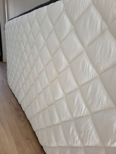 Single mattress