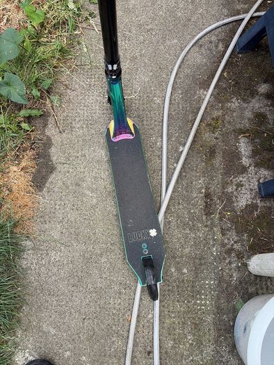 Lucky Stunt scooter