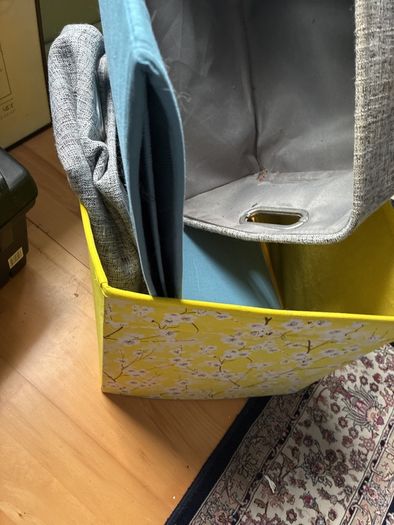 Free storage boxes