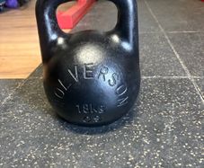 Wolverson Metal 18kg Kettlebell, Save 59 Euro On Price New!!