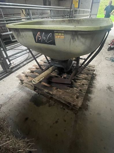 6CWT BMC Wagtail Fertiliser Spreader