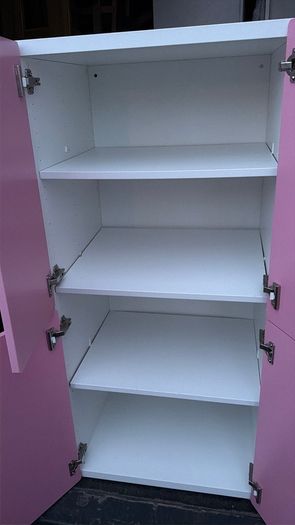 kids wardrobe