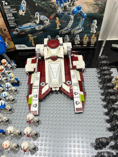 Lego starwars clone bundle with collectable figures