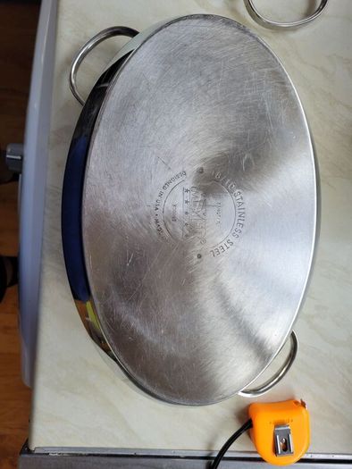 Meyer roasting dish
