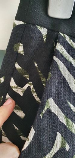 RIVER ISLAND ladies printed trousers Sz 8R UK