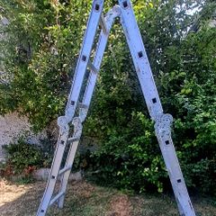 Ladder foldable.