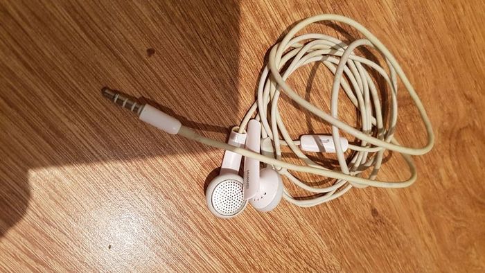 Huawei Headset Dolby for Huawei smartphones (white)