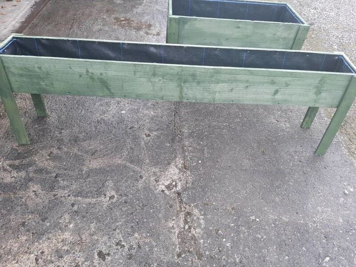 Quarter barrel planters