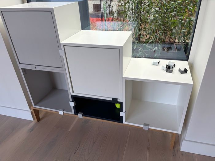 Muuto Stacked Unit good condition.