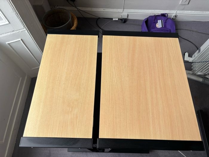 desk on wheels