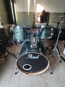 Pearl export Drumkit with Stands & Millenium Still cymbals